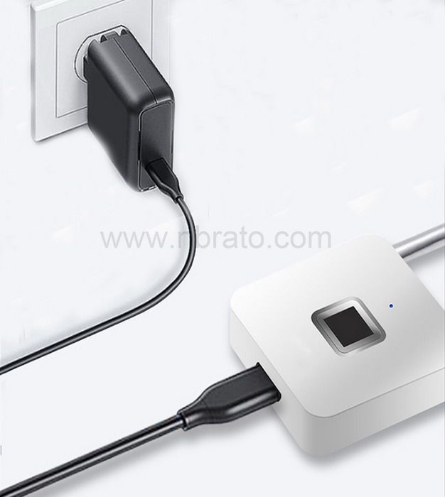 new product high quality waterproof smart lock small keyless electronic lock Fingerprint padlock new product high quality waterproof smart lock small keyless electronic lock Fingerprint padlock